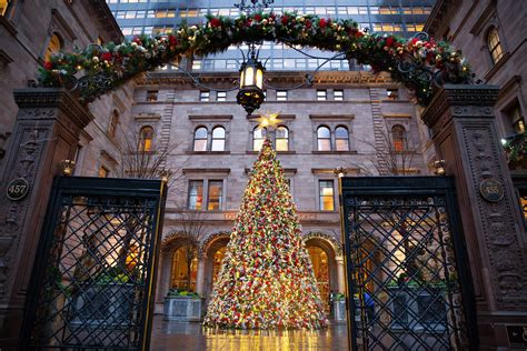 Experience the Christmas Fantasy: New York's Magical Celebration